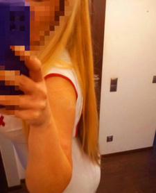 Spotkanie z sympatyczną blondynką