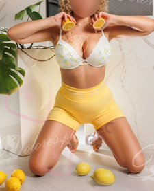 Pełna temperamentu — Warszawa