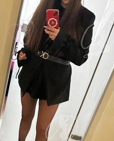 Fetysz stóp , pończoch , skarpet , butów , możliwa też dominacja