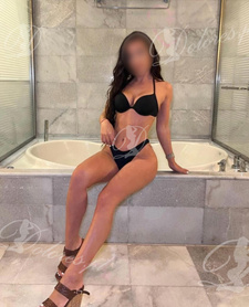 Laura  Blisko i Zmysłowo — Warszawa