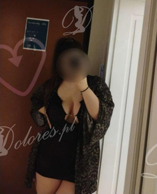 Głębokie gardło zawsze chętna na kilku panów na raz!!!