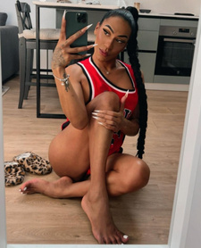 Joely Ts — Łódź