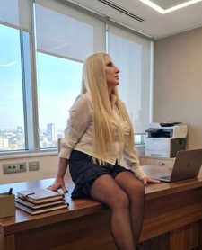 Blanka-Sekretarka .Rozbierz Mnie  Kochanie 