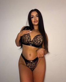 LAURA BE BOSS — Warszawa