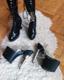 Podduszanie udami BDSM