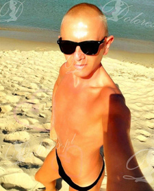 INDEPENDENT  ESCORT MODEL