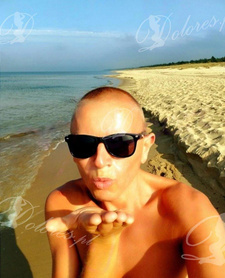 EXCLUSIVE  TOP MODEL