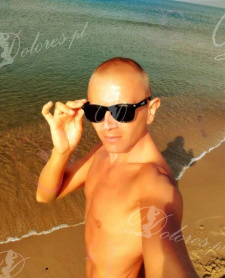 EXCLUSIVE  TOP MODEL