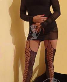 Słodka szczupła laseczka tylko dwa dni