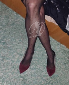 KASIA ZMYSOWA BRUNETKA