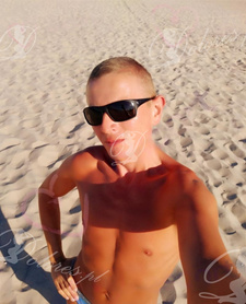 SUNSET BOULEVARD VIP BOY