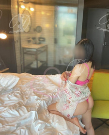 Ameli honeytantra w/nuru