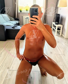 DORIAN UWODZI PO ZMIERZCHU