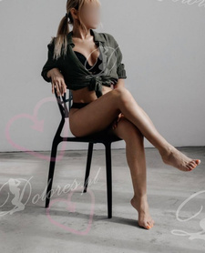 Pamela Wdzięk i Kobiecość