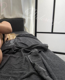 Julia kici kici ta-n-tra