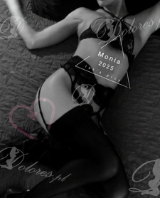 One and Only Monia — Warszawa