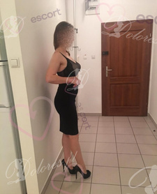 Mokra Cycata Suka Full — Warszawa