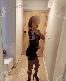 Atrakcyjna uwielbiam smak spermy