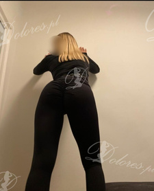 Super masaż z lodem u Pięknej Małolaty