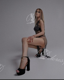 Niesamowita masażystką Elina