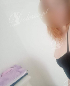 Sweet głębokie gardło escort