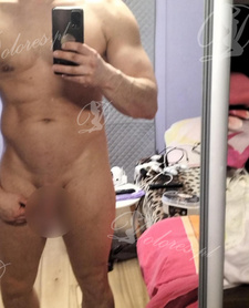 Umięśniony i dyskretny kochanek