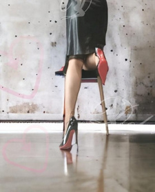 Dominująca fetyszystka z zabawkami