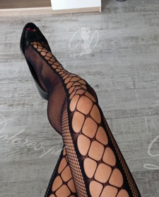 Suczka porno- prawdziwa  bez oszustw 100,%