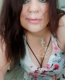 Lucynka  kobiece  kształty