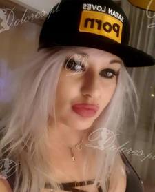 Szczuplutka sexy blondi