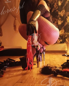 Dominacja poniżanie opluwanie