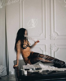 Modelka  Indra   VIP ! Salon masażu V.I.N.N.E.R.I