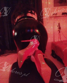 Klęknij Przed Swoją Sadystyczną Królową Zabaw Analnych