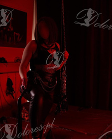 Klęknij Przed Swoją Sadystyczną Królową Zabaw Analnych