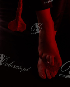 Klęknij Przed Swoją Sadystyczną Królową Zabaw Analnych