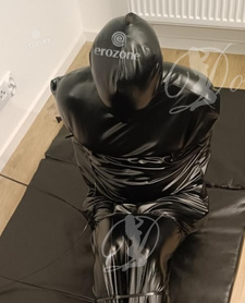 Dominująca fetyszystka z zabawkami