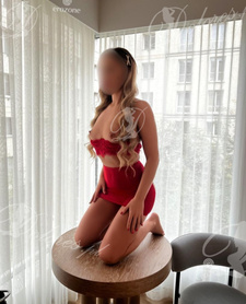 Julia prawdziwe zdjęcia