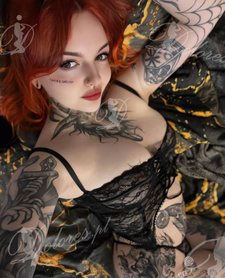 PORNSTAR ESCORT ONLINE