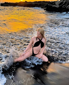 SYLVIA - Sexy blonde ! Massage salon VINNERI