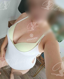 Biust 4 nowa dziewczyna w mieście