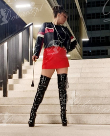 Fisting Mistress Lana