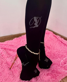 RANO PIĘKNY BIUST SEX FETYSZE