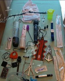 Witaj w mojej  femdom bajce.Dominująca fetyszystka.