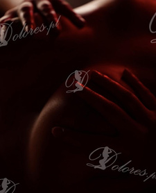 Laura  nowe dyskretne wejście