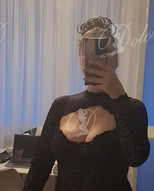 Mistress Lana Elegant