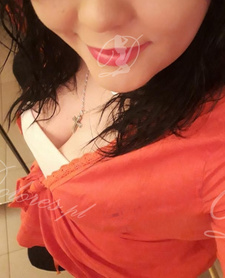 Lucynka  kobiece  kształty