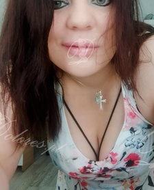 Lucynka  kobiece  kształty