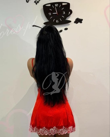 OGNISTĄ. CZARODZIEJKA.