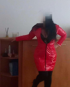 Domina..Fetysz.Pising..Strapon.....