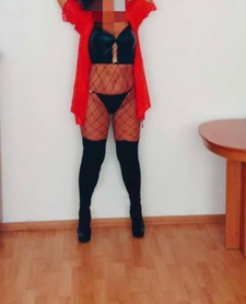 Domina..Fetysz.Pising..Strapon.....